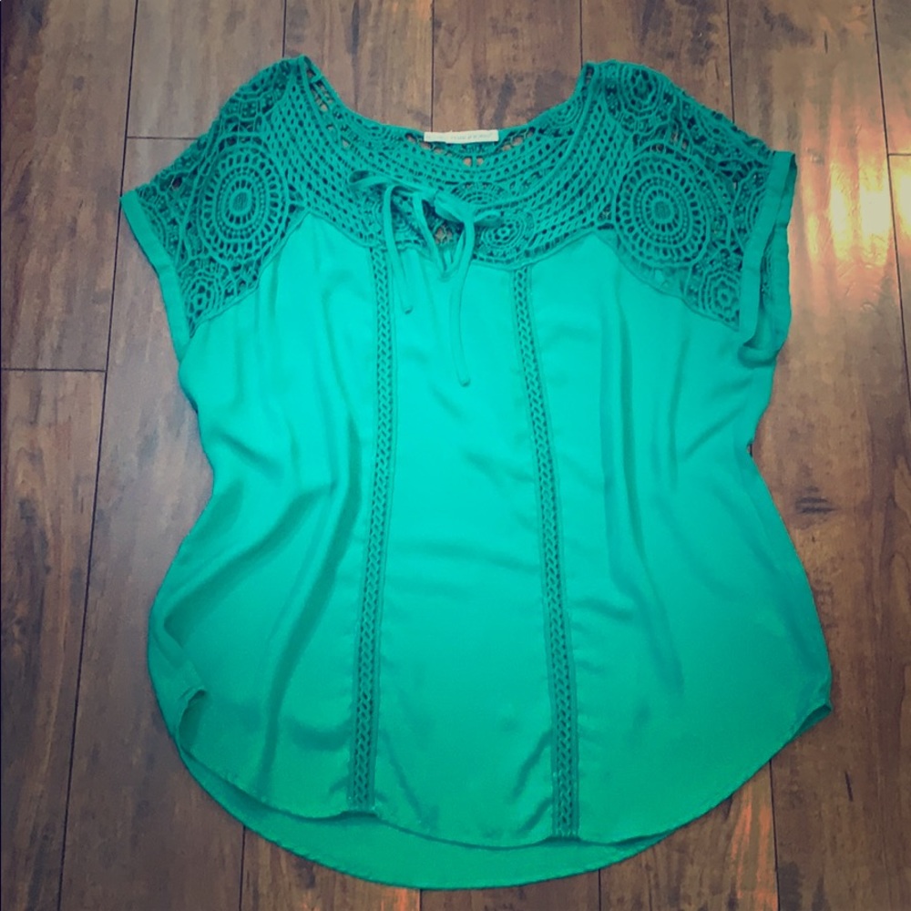 Crochet Tie Front Green Top